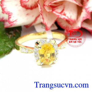 Nhẫn nữ Sapphire thiên nhiên sang trọng