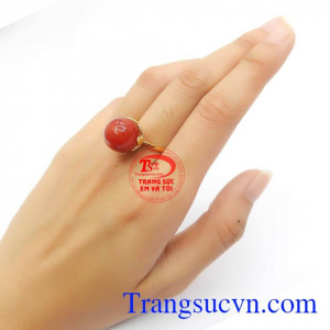 Nhẫn ngọc Nephrite sang trọng 