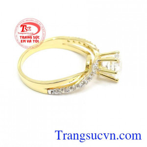 Nhẫn Nữ Vàng Đính Đá Nhập Khẩu