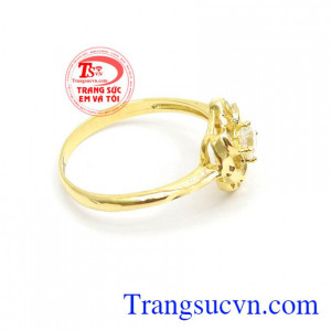 Nhẫn nữ vàng tây dành cho phái đẹp phù hợp làm quà tặng sinh nhật hoặc trong các dịp ý nghĩa