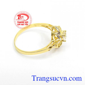 Nhẫn Nữ Đính Đá Phong Cách