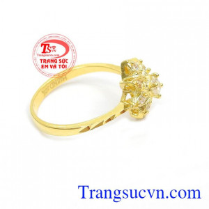 Nhẫn nữ vàng tây dành cho phái đẹp phù hợp làm quà tặng sinh nhật hoặc trong các dịp ý nghĩa