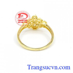 Nhẫn nữ vàng tây dành cho phái đẹp phù hợp làm quà tặng sinh nhật hoặc trong các dịp ý nghĩa