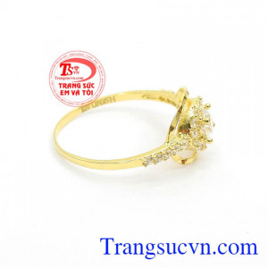 Nhẫn nữ vàng tây thương hiệu Em Và Tôi uy tín, bảo hành toàn quốc
