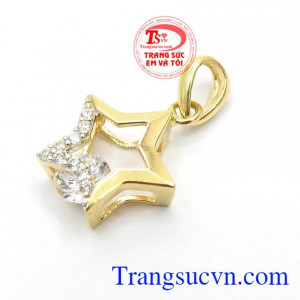 Mặt Dây Ngôi Sao Đính Đá nhập khẩu từ Hàn Quốc với thiết kế độc đáo mới lạ, mang vẻ đẹp thanh lịch,quý phái cho phái đẹp,Mặt Dây Ngôi Sao Đính Đá