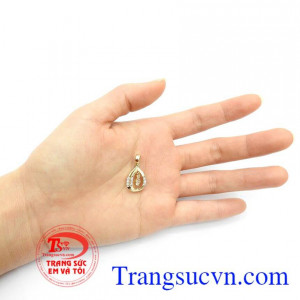 kết hợp dễ dàng với nhiều kiểu dây chuyền mang lại sự mới mẻ trong phong cách thời trang của bạn,Mặt Dây Hàn Quốc Xinh Xắn