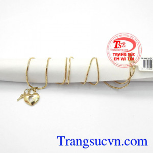 Bộ Dây Chuyền Chìa Khóa Trái Tim là sự kết hợp giữa dây chuyền vàng Ý và mặt dây Hàn Quốc,Bộ Dây Chuyền Chìa Khóa Trái Tim