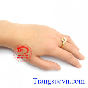 Nhẫn nữ vàng gắn Kim Cương thiên nhiên dành cho phái đẹp, đeo hợp thời trang và quý phái