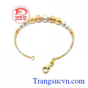 Sản phẩm được nhập khẩu nguyên chiếc từ nước Ý. Vòng bi vàng Italy 18k 