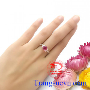 Nhẫn nữ ruby cao cấp