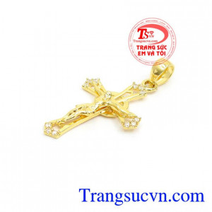 Mặt Dây Chuyền Thánh Giá Đẹp chế tác tinh xảo chi tiết, đường nét chạm khắc rõ ràng, phù hợp nhiều loại dây chuyền khác nhau,Mặt Dây Chuyền Thánh Giá Đẹp