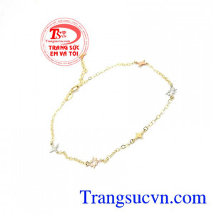 Lắc Chân Ý Sang Trọng Tinh Tế nhập khẩu từ Italy với kiểu dáng mới lạ, độc đáo mang đến nét trẻ trung, quý phái cho người đeo.