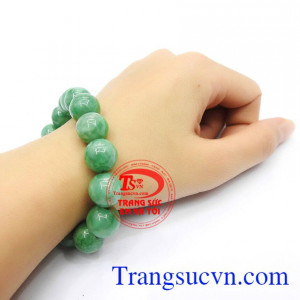 Chuỗi Ngọc cẩm thạch chất lượng.