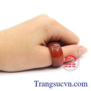 Nhẫn mã não đỏ phong thủy đẹp