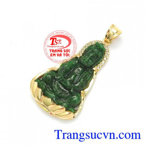 Phật Quan Âm bên mình sẽ mang lại nhiều may mắn, bình an