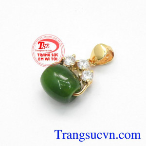 Mặt dây ngọc bích bọc vàng,Mặt Dây Chuyền Ngọc Bích Mới