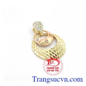 sản phẩm trẻ trung, sang trọng tôn lên vẻ đẹp quý phái của phụ nữ,Mặt dây chuyền 18k sang trọng