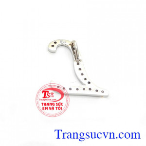 Công ty trang sức em và tôi chuyên cung cấp các sản phẩm vàng, bạc, đá quý, đá phong thủy, ngọc trai có giấy kiểm định,Mặt dây chữ L vàng trắng
