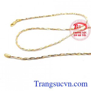 Dây chuyền tết sang trọng bảo hành 18 tháng, giao hàng nhanh trên toàn quốc.