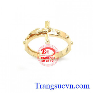 Nhẫn Thánh Giá Vàng Tây vàng 10k đẹp sáng bóng thương hiệu Em Và Tôi uy tín, chất lượng, giao hàng toàn quốc, chế tác theo yêu cầu khách hàng.