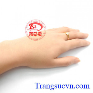 Nhẫn nữ vàng tây dành cho phái đẹp phù hợp làm quà tặng sinh nhật hoặc trong các dịp ý nghĩa