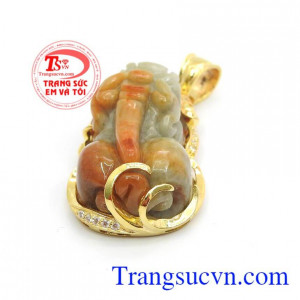 Mặt dây chuyền nam chạm khắc bọc vàng 10k sáng bóng đảm bảo chất lượng hợp thời trang, sang trọng và phong thủy