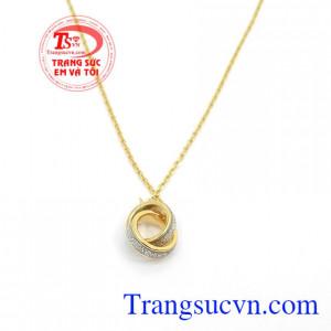 sản phẩm được chế tác trẻ trung, xinh xắn mang đến cho người đeo,Bộ dây chuyền xinh xắn