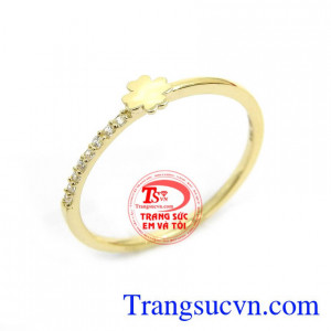 Nhẫn Nữ Nhập Khẩu Đẹp Xinh nhập khẩu nguyên chiếc từ Hàn Quốc, mang lại phong cách mới lạ, sang trọng cho phái đẹp