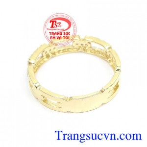 Nhẫn nữ thương hiệu Em và Tôi uy tín, chất lượng, giao hàng toàn quốc