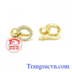 Mang đến vẻ đẹp thanh lịch cho người đeo. Hoa tài phát lộc