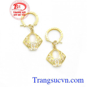 Hoa tai vàng màu đẹp