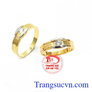 Nhẫn cưới vàng vàng tây đẹp sang trọng tinh tế cho đôi bạn trẻ