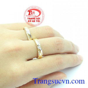 Nhẫn cưới hạnh phúc thủy chung
