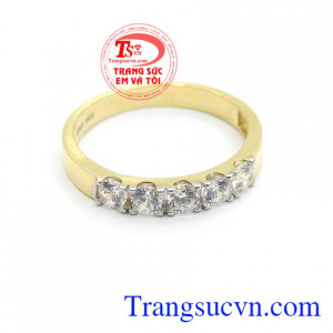Nhẫn nữ đẹp xinh xắn bảo hành 6 tháng, giao hàng nhanh trên toàn quốc