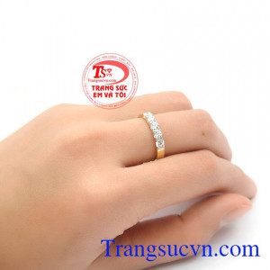 Nhẫn nữ đẹp xinh xắn