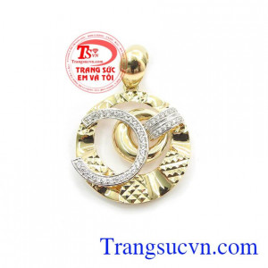 Mặt dây chuyền sang trọng là sản phẩm nhập khẩu từ Hàn Quốc, sản phẩm đẹp sang trọng được các chị em ưa thích,Mặt dây chuyền sang trọng
