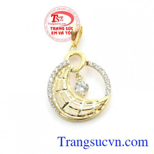 Mặt dây mặt trăng đẹp là sản phẩm sản xuất theo công nghệ mới của Hàn Quốc,Mặt dây mặt trăng đẹp