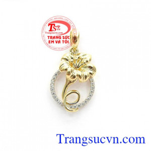 Mặt dây hoa bách hợp được sản xuất theo công nghệ mới của Hàn Quốc,Mặt dây hoa bách hợp