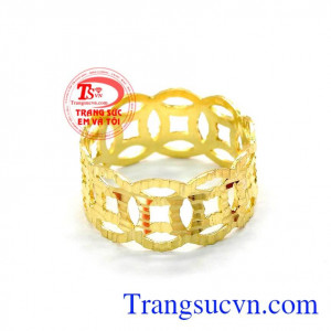 Vì thế rất nhiều gia đình đã đi mua vàng vào nhày mùng 10 tháng giêng như tục lệ