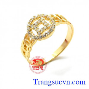 Nhẫn kim tiền với kiểu chế tác đẹp, sản phẩm bền đẹp sáng bóng
