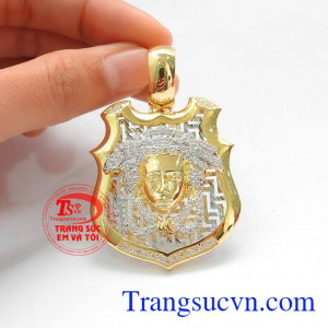 Mặt dây thời trang đẳng cấp thời thượng.