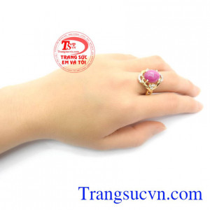 Nhẫn nữ vàng gắn đá quý ruby dành cho phái đẹp, đeo hợp thời trang và quý phái
