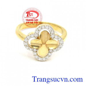 Nhẫn cỏ 4 lá tình yêu bảo hành 6 tháng, giao hàng nhanh trên toàn quốc