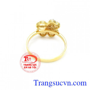 Nhẫn nữ vàng tây dành cho phái đẹp phù hợp làm quà tặng sinh nhật hoặc trong các dịp ý nghĩa
