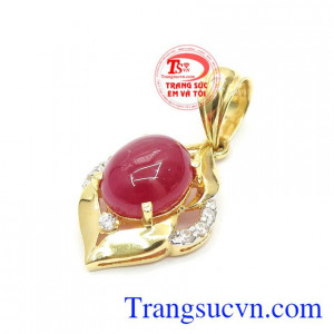 là món quà ý nghĩa dành tặng nửa yêu thương những ngày ý nghĩa,Mặt Dây Nữ Ruby Cá Tính