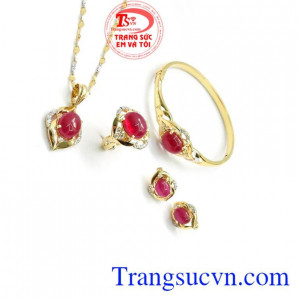 Bộ trang sức vàng tây,Bộ Trang Sức Ruby Sao Sáng