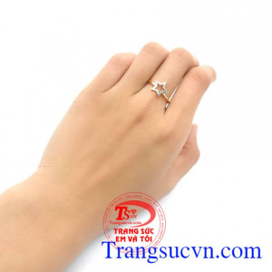Nhẫn nữ ngôi sao đẹp