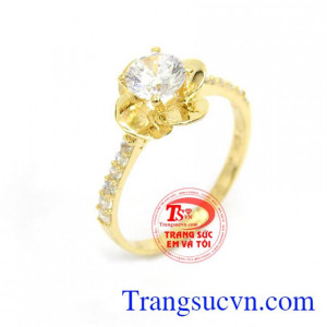 Nhẫn nữ 4 lá đẹp là sản phẩm được ché tác 3D theo công nghệ mới, mang vẻ đẹp xinh xắn, trẻ trung