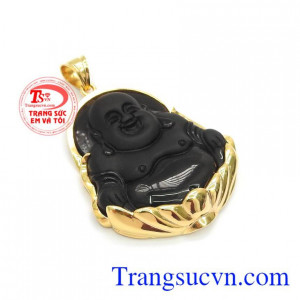 Mặt Phật Di Lặc Ngọc May Mắn vừa là món đồ trang sức đẹp, cá tính vừa mang lại may mắn, tài lộc cho phái mạnh