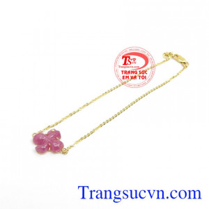 lắc chân được nhiều phái đẹp ưa chuộng, phù hợp làm quà tặng trong những dịp ý nghĩa. Lắc Chân Cỏ Bình An